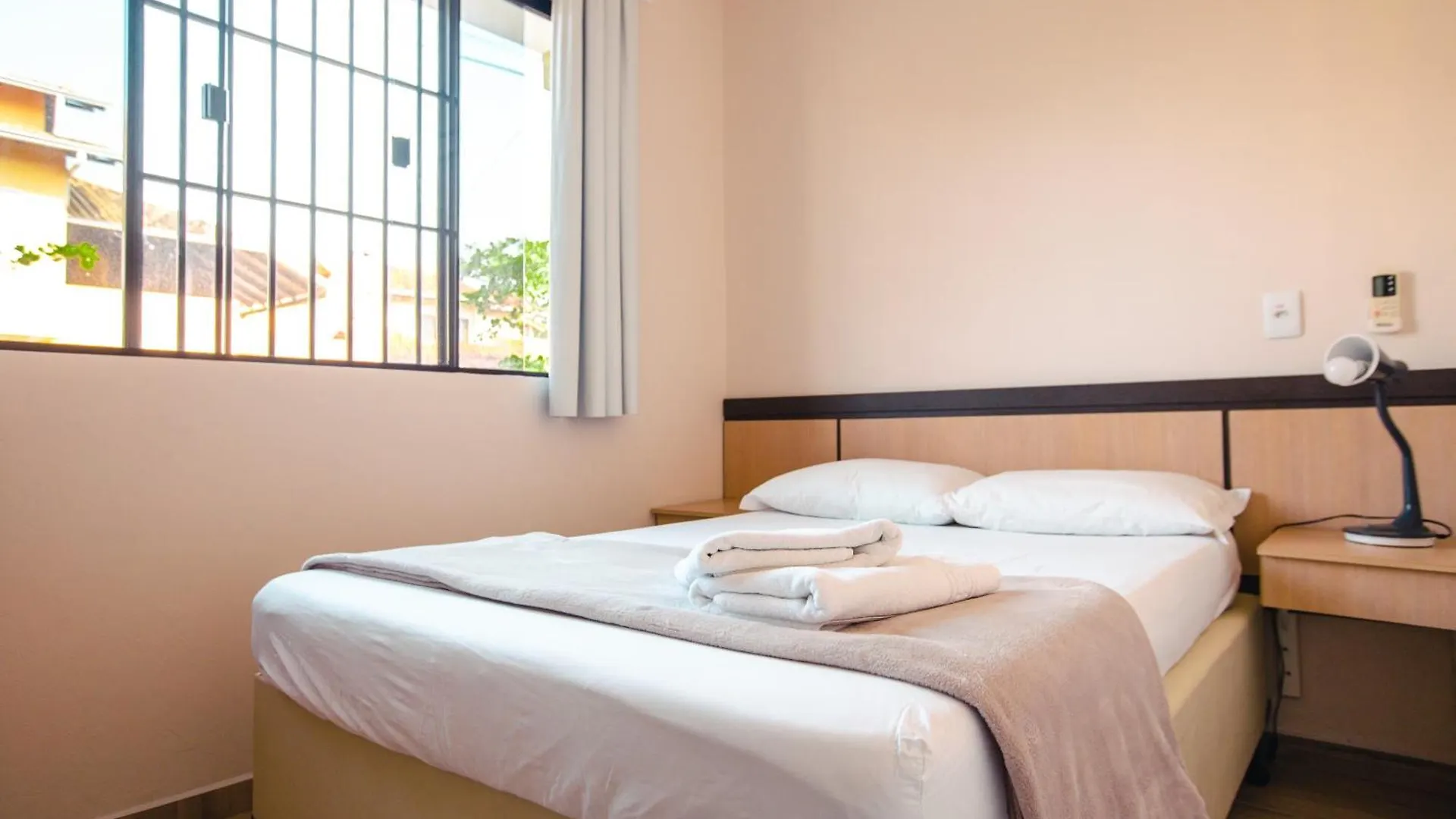 Värdshus Apartpousada Residencial Dos Reis Sao Francisco do Sul